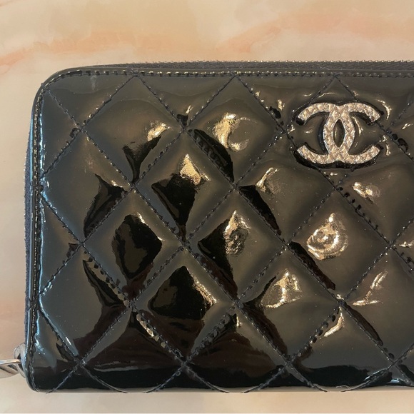 Chanel Quilted Patent Brilliant Zip Around Wallet Black - Picture 10 of 14